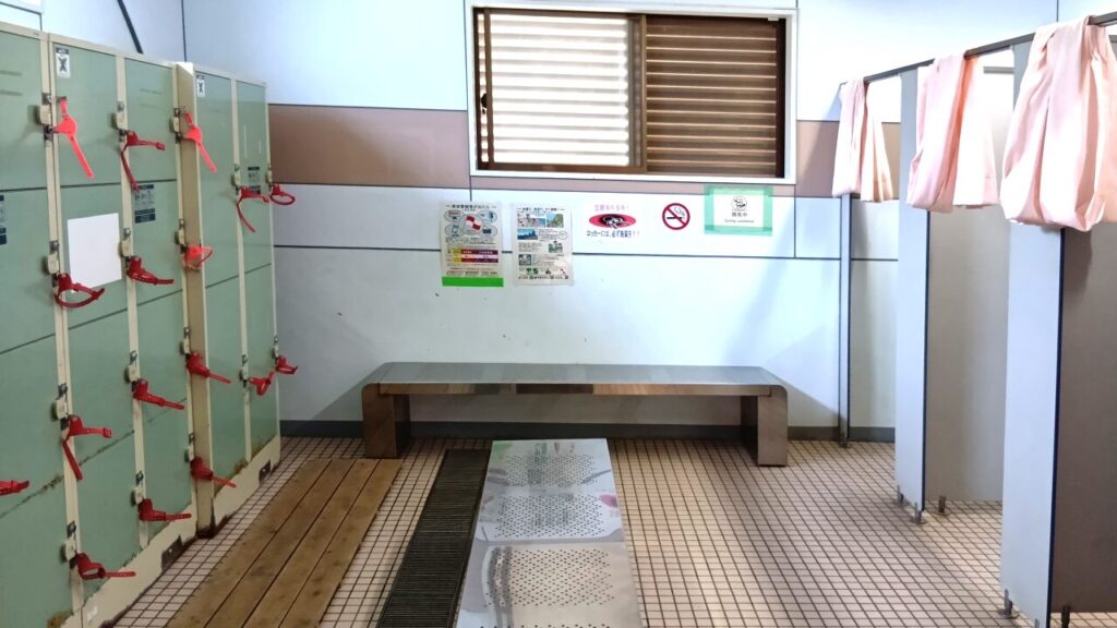 大分、田ノ浦ビーチ、シャワー、ロッカー、更衣室
